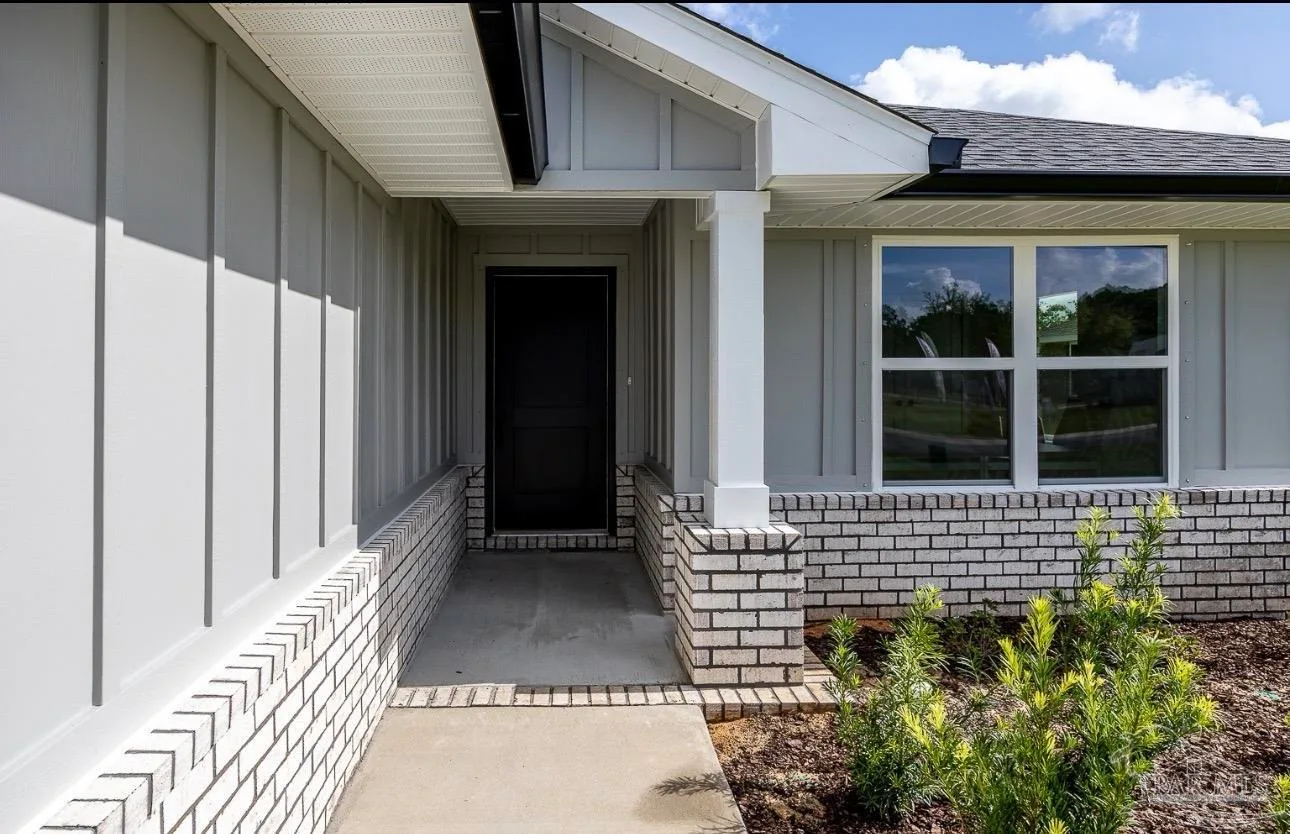 5306 Hidden Pines Cir, Milton, FL 32583