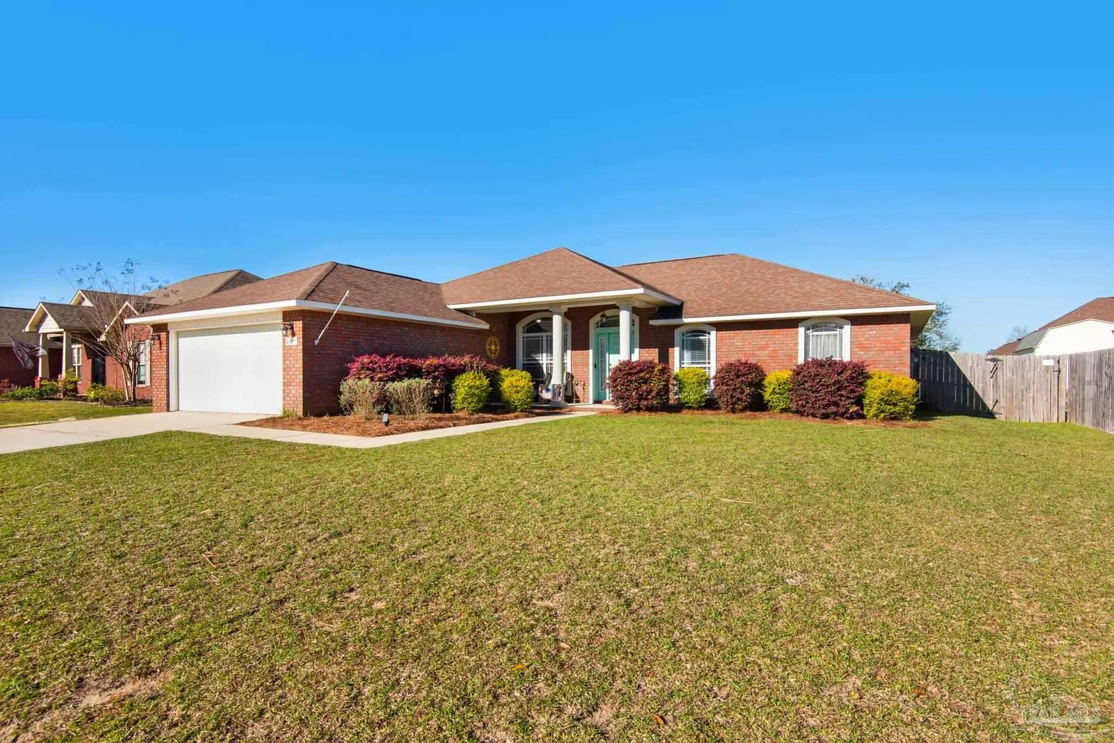 6165 Winchester Cir, Milton, FL 32570