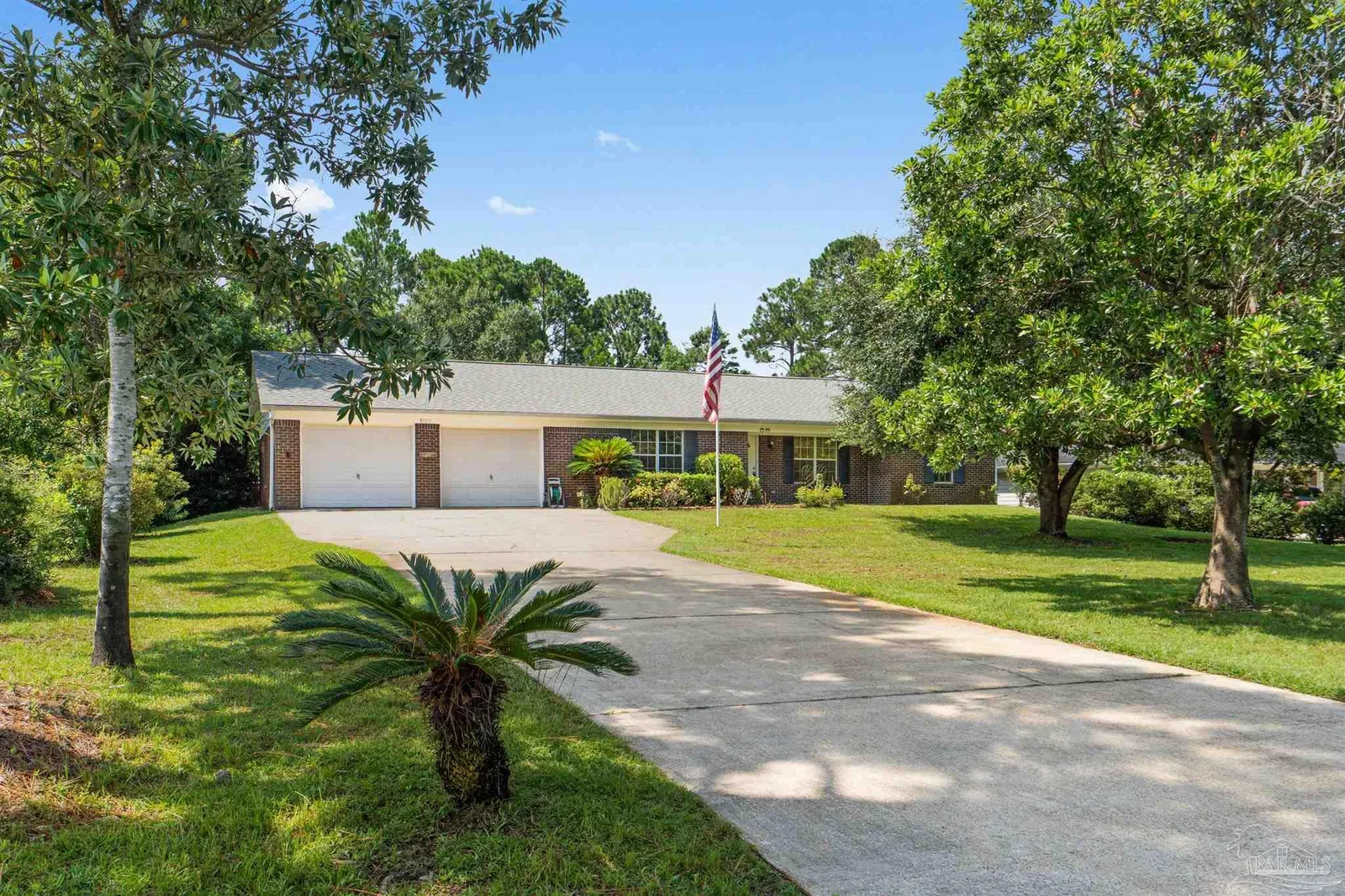 8197 Verdura St, Navarre, FL 32566