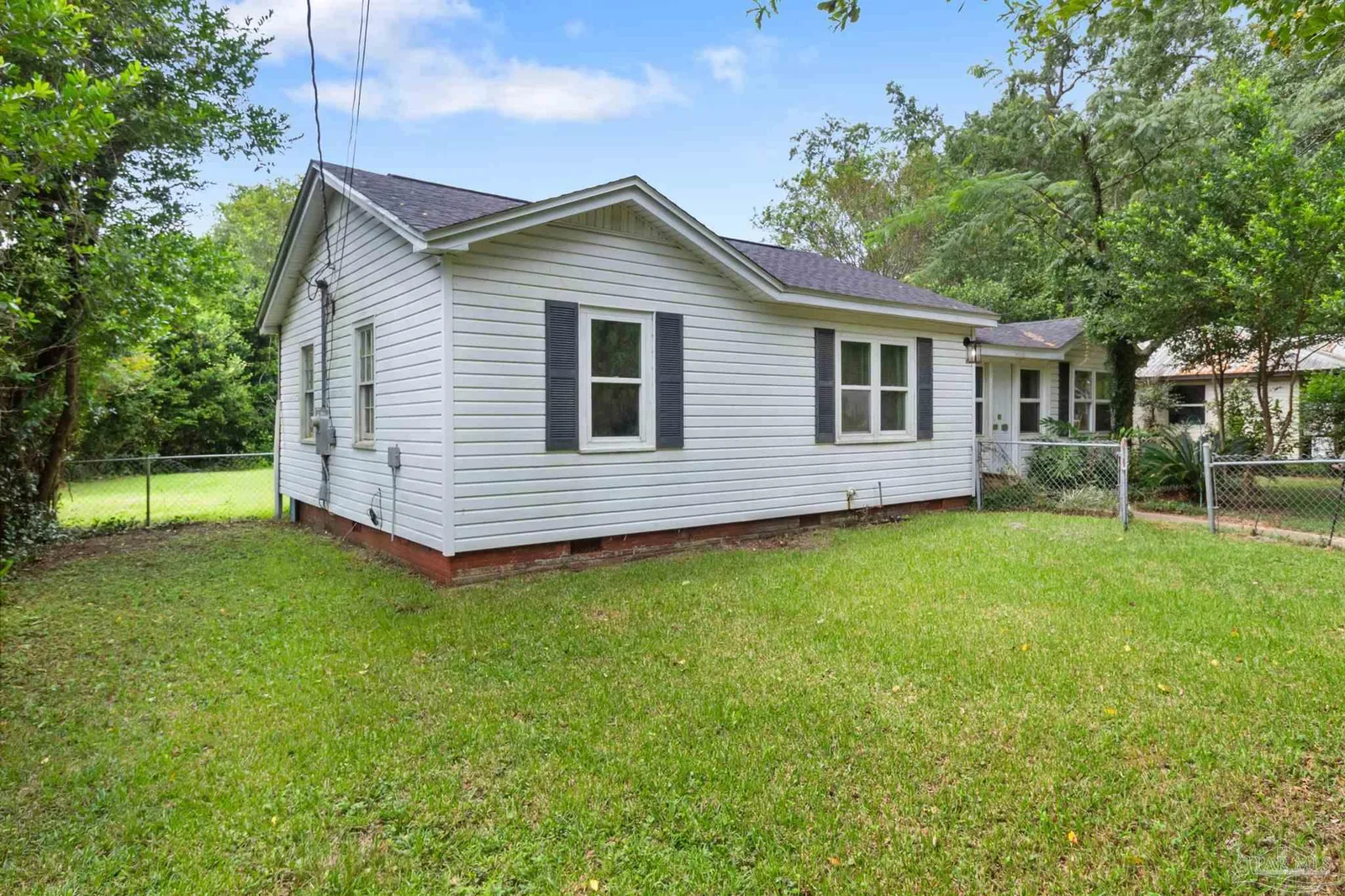 203 Booth Ave, Cantonment, FL 32533