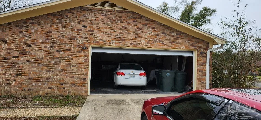 6406 Antietam Dr, Pensacola, FL 32503