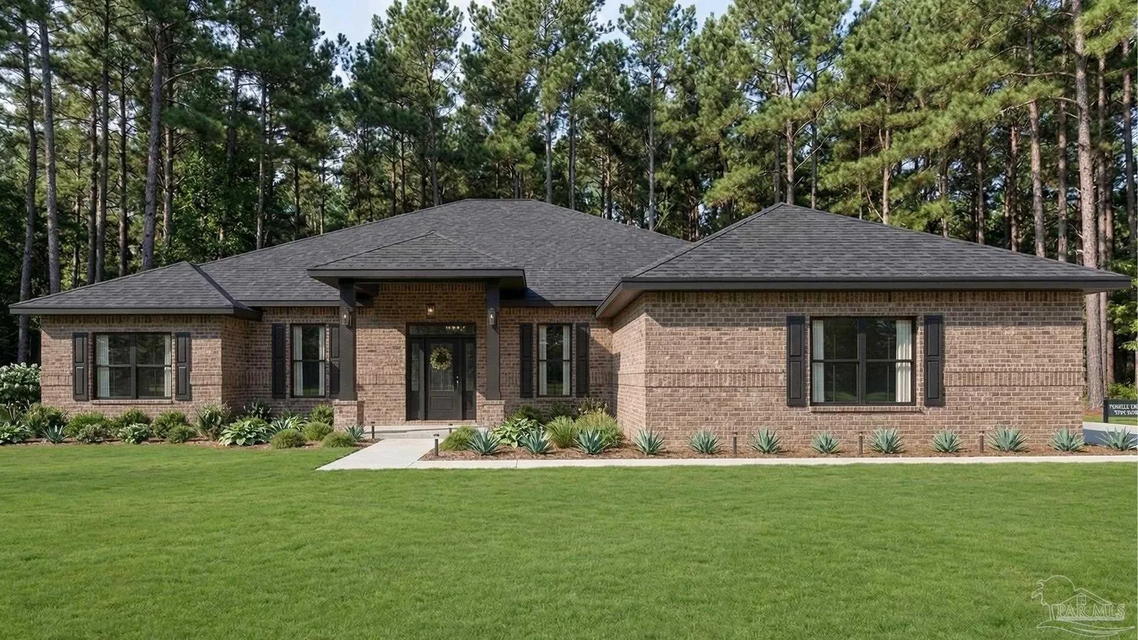 7393 Forestwood Dr, Milton, FL 32570