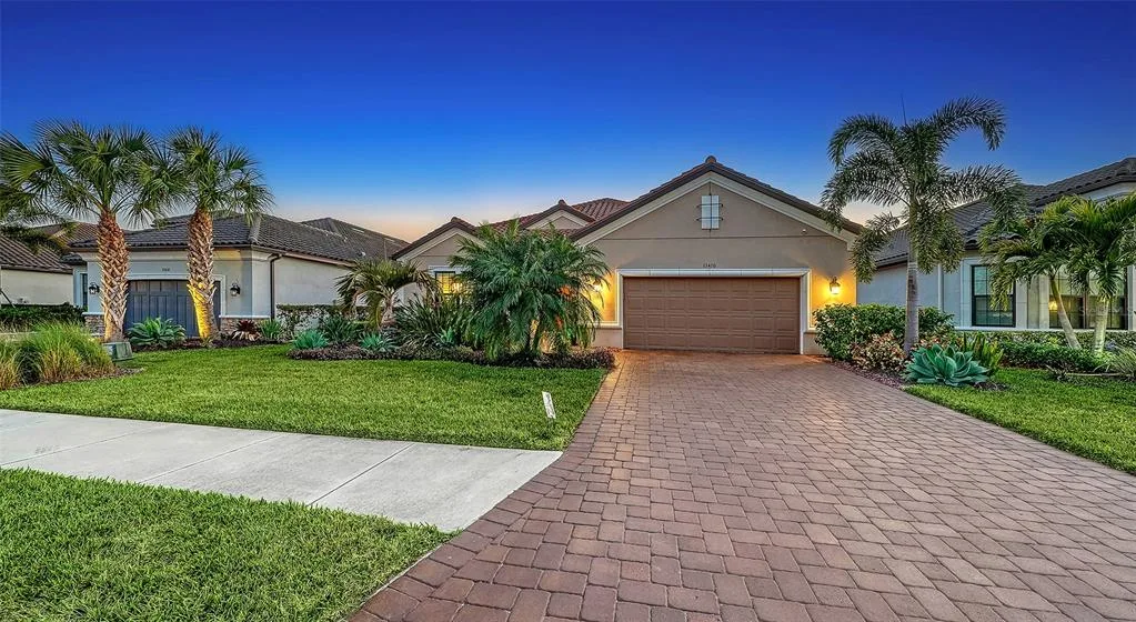 15410 DERNA TERRACE, LAKEWOOD RANCH, FL 34211