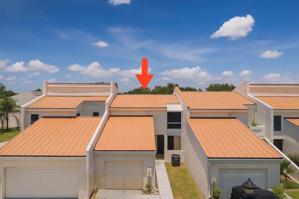 4360 OUTRIGGER LANE, TAMPA, FL 33615