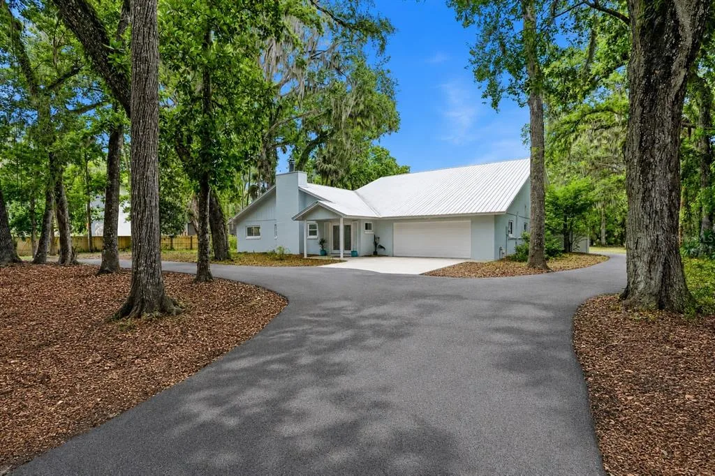 555 WILDWOOD DRIVE, NEW SMYRNA BEACH, FL 32168