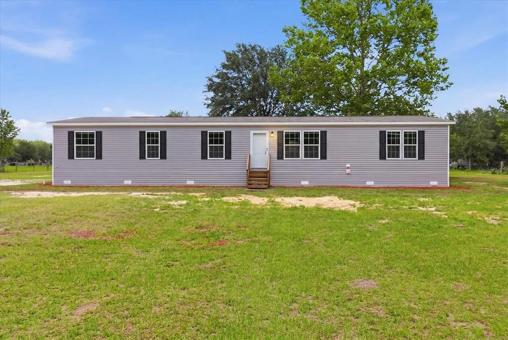 11975 NE 227TH PLACE, FORT MC COY, FL 32134