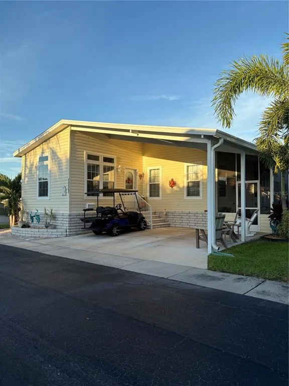 11147 102ND WAY # 212, LARGO, FL 33773