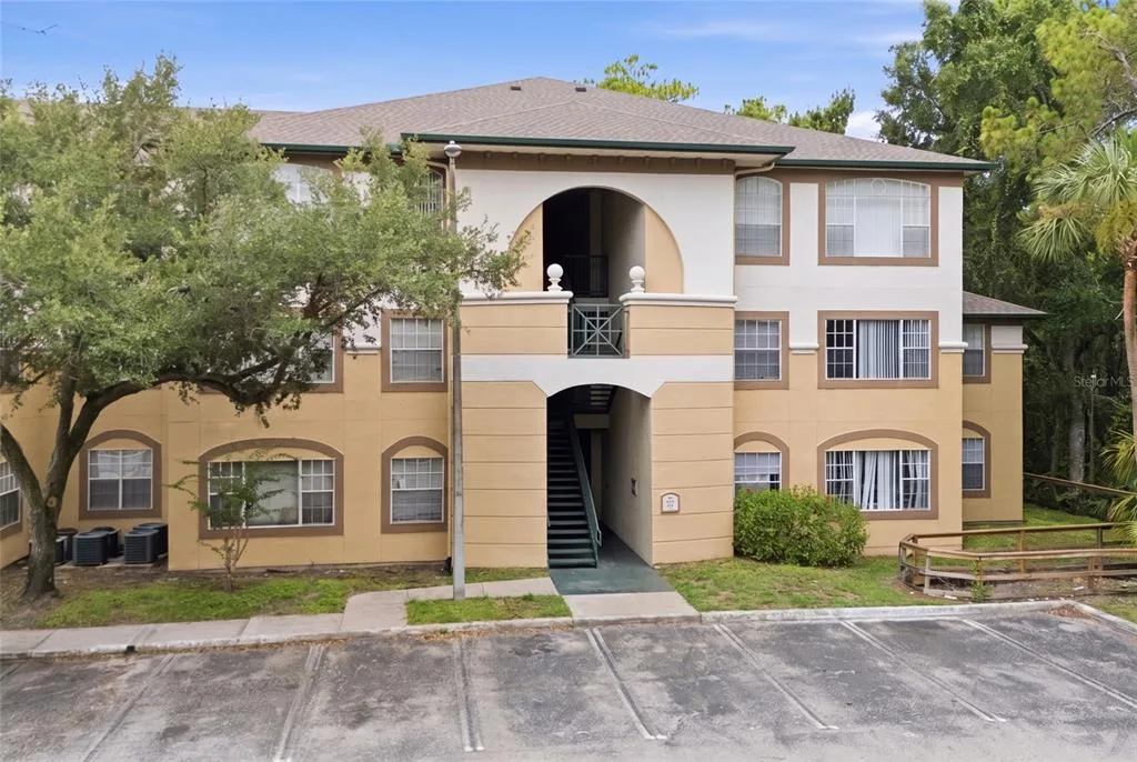 17112 CARRINGTON PARK DRIVE # 926, TAMPA, FL 33647