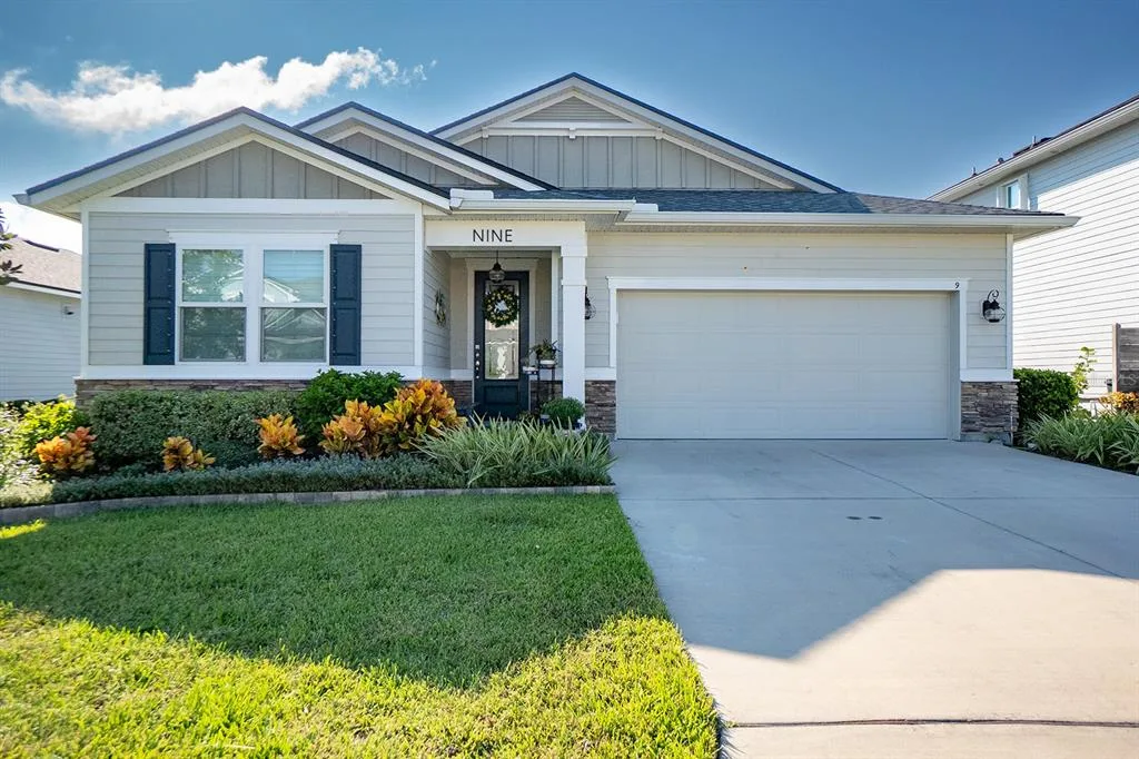 9 LOS LAGOS BOULEVARD, PALM COAST, FL 32137