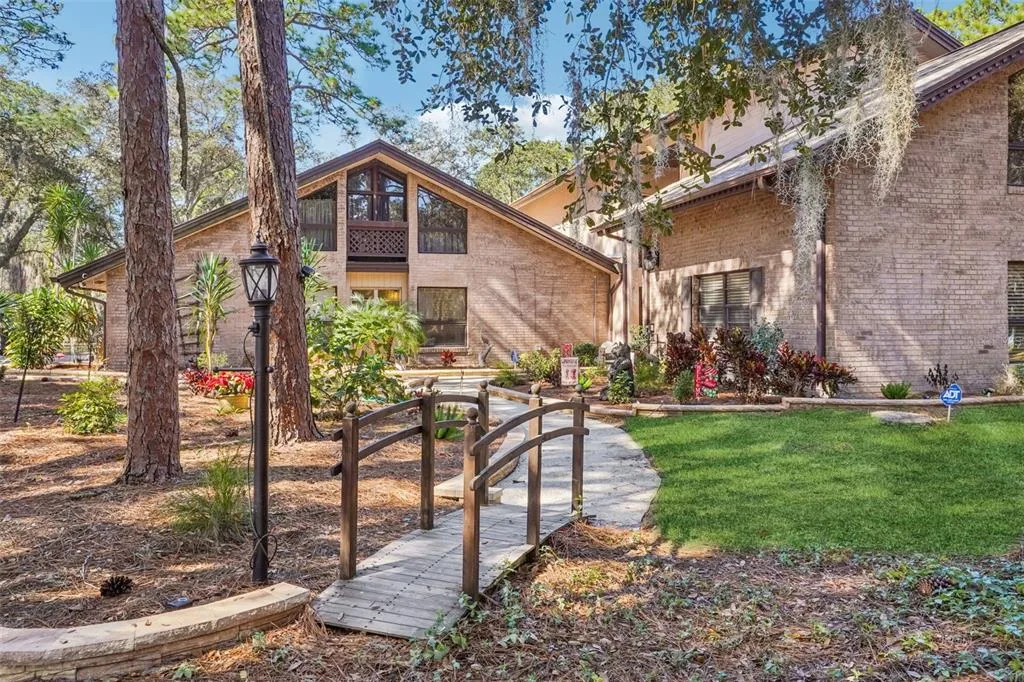 29207 OLD MILL W, TAVARES, FL 32778