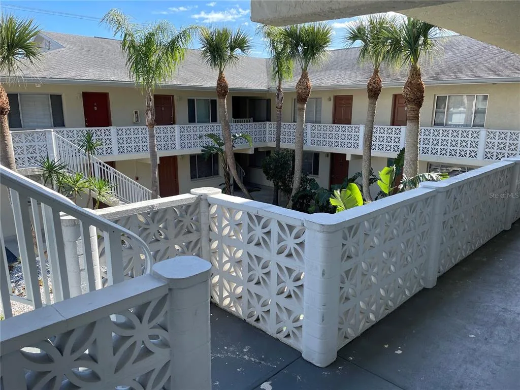 102 S PENINSULA DRIVE # 201, DAYTONA BEACH, FL 32118