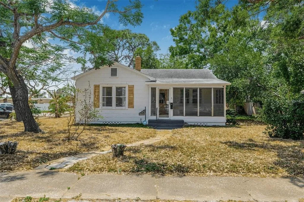 3500 6TH AVENUE N, ST PETERSBURG, FL 33713