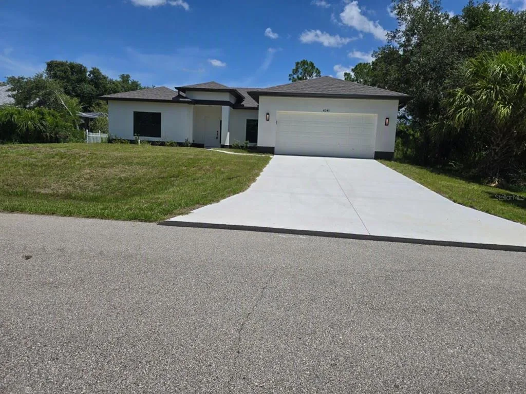 4240 LAS ALMANOS AVENUE, NORTH PORT, FL 34288
