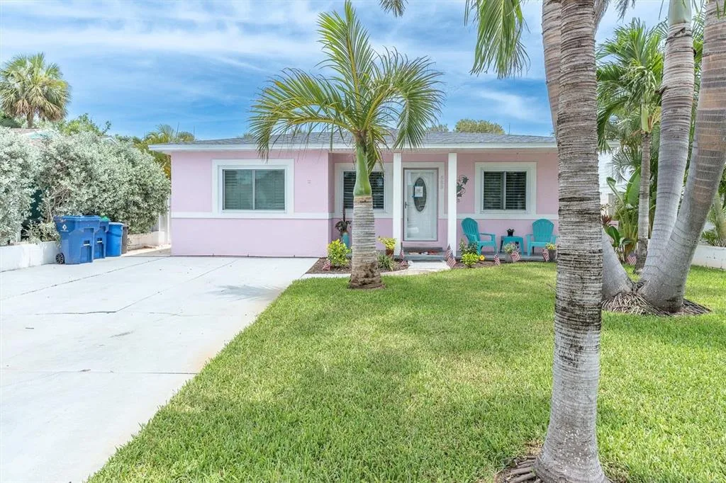 528 77TH AVENUE, ST PETE BEACH, FL 33706