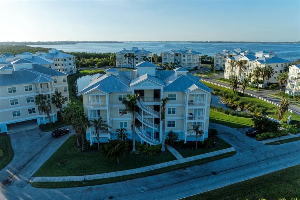 3404 79TH STREET CIRCLE W # 203, BRADENTON, FL 34209