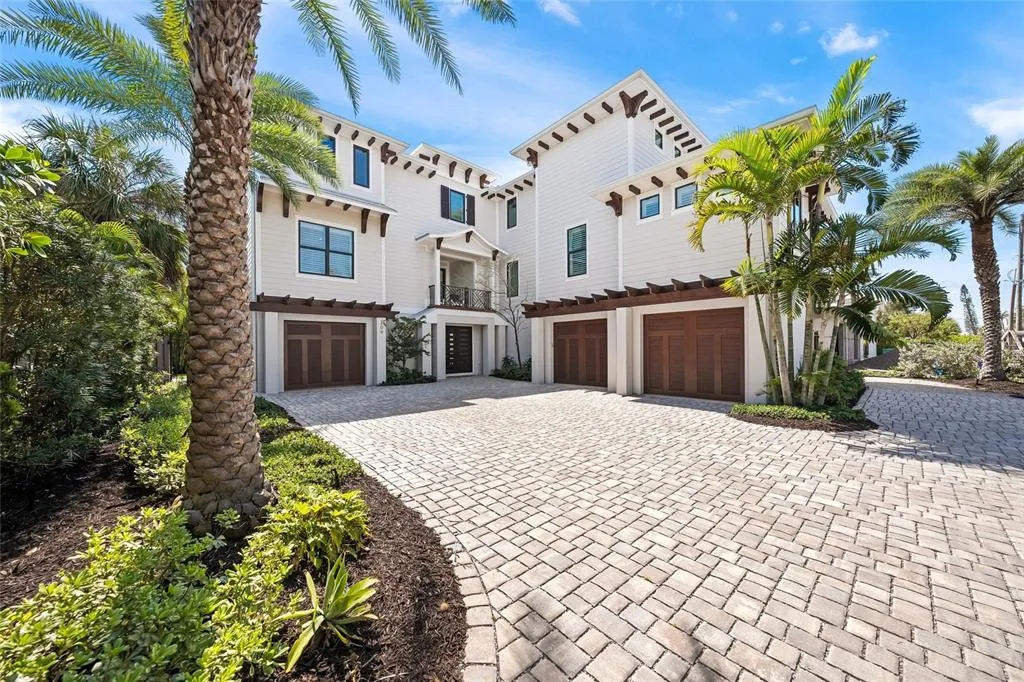 209 WILLOW AVENUE, ANNA MARIA, FL 34216