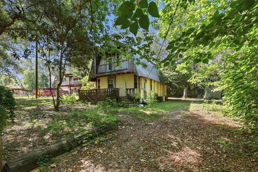 20224 SE 156TH PLACE, UMATILLA, FL 32784