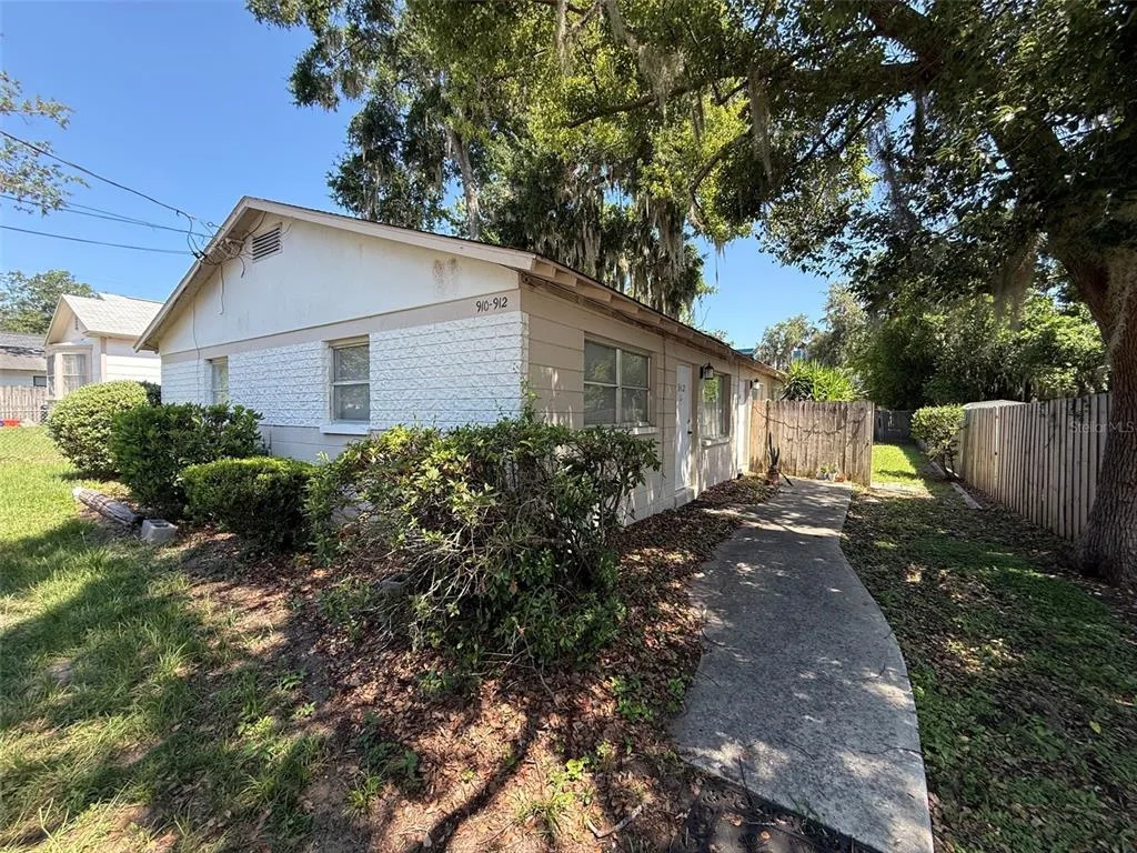 912 SW 6TH AVENUE, GAINESVILLE, FL 32601