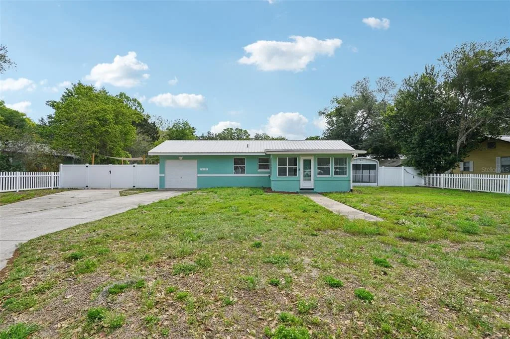 12385 SE 135TH COURT, OCKLAWAHA, FL 32179