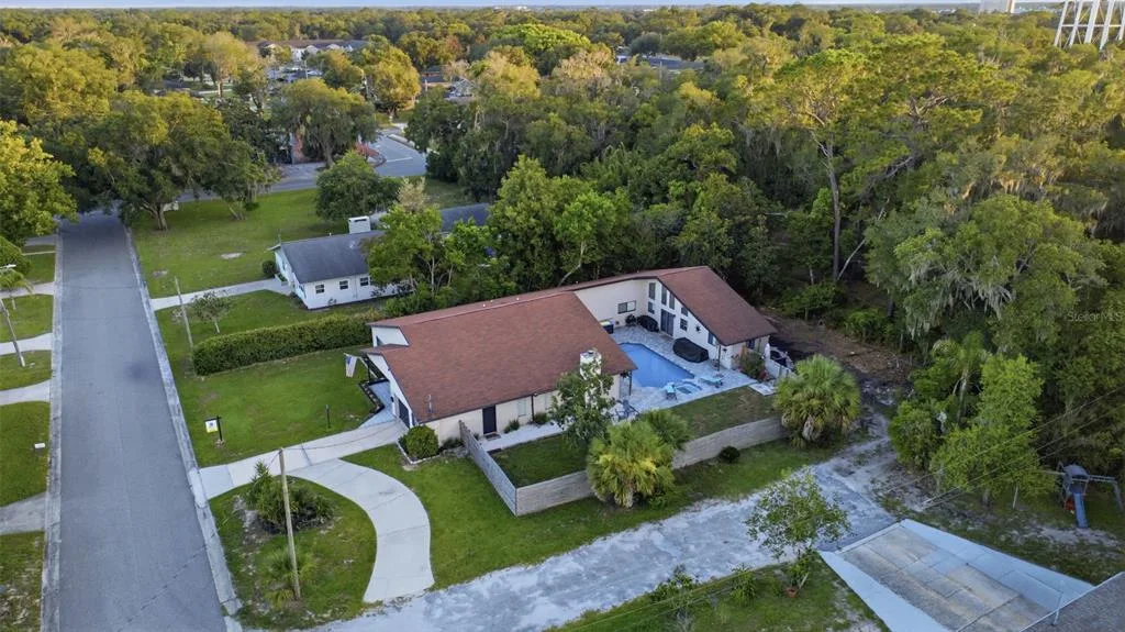 516 N MCDONALD AVENUE, DELAND, FL 32724