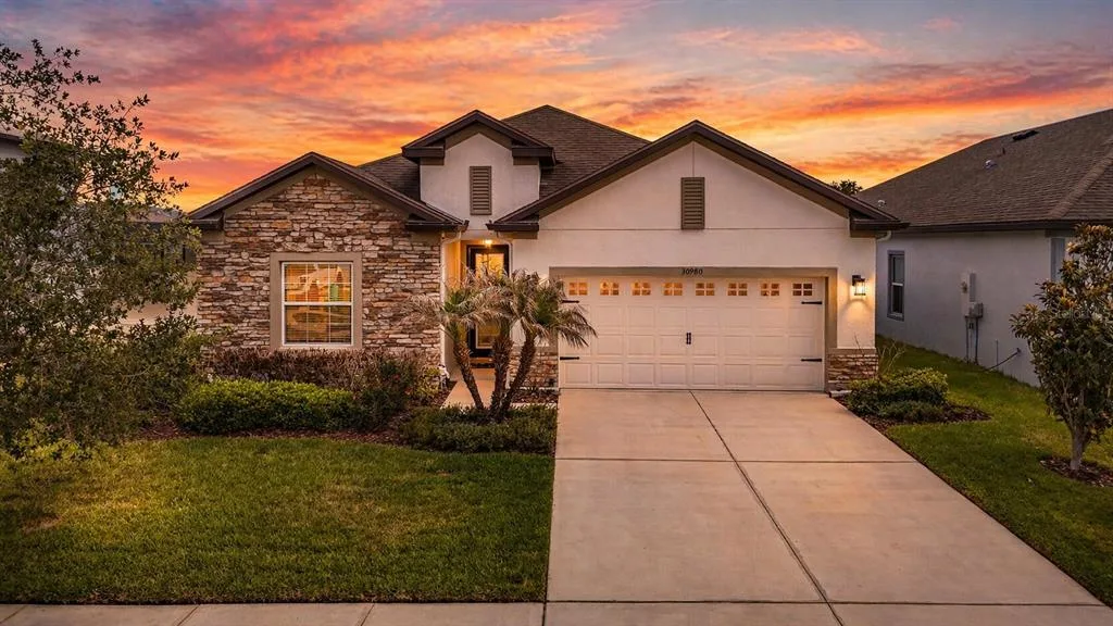 30980 JAZZ LEAF PLACE, SAN ANTONIO, FL 33576