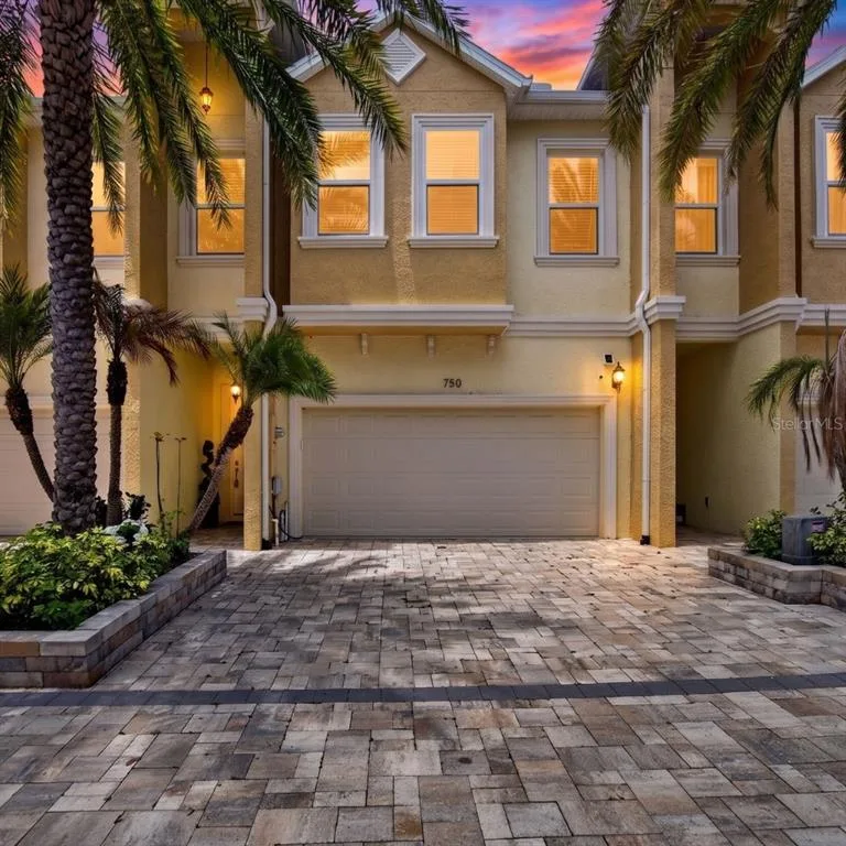 750 GRAND CYPRESS LANE, TARPON SPRINGS, FL 34689