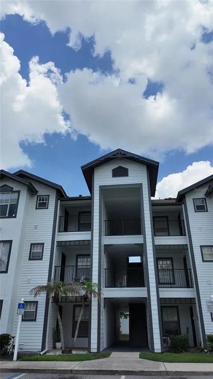 2209 ANTIGUA PLACE # 826, KISSIMMEE, FL 34741