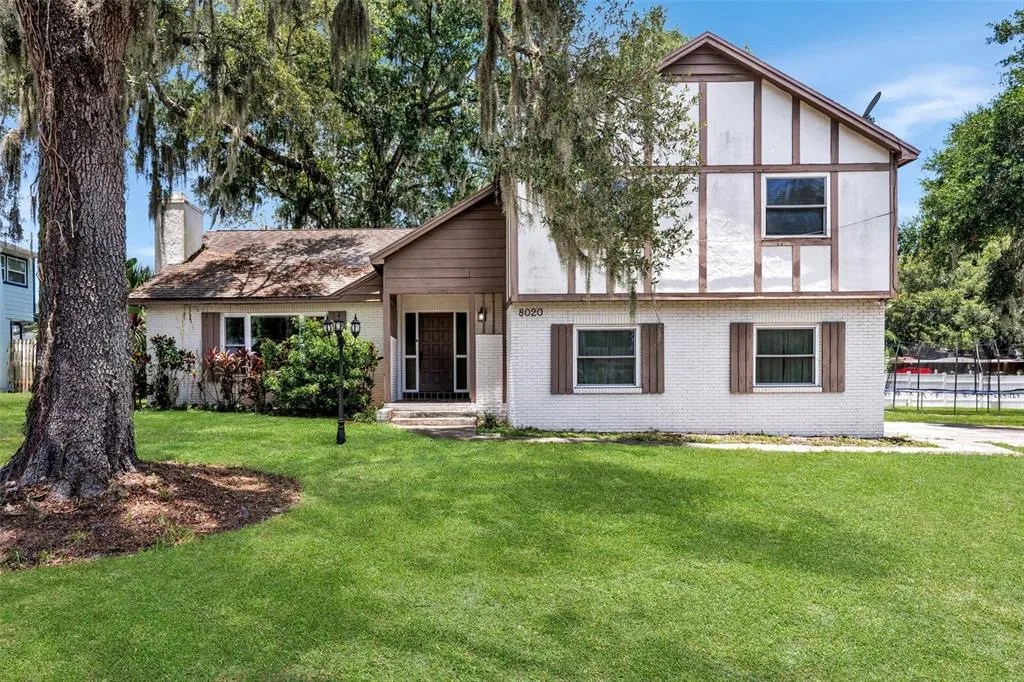 8020 TIERRA VERDE DRIVE, TAMPA, FL 33617