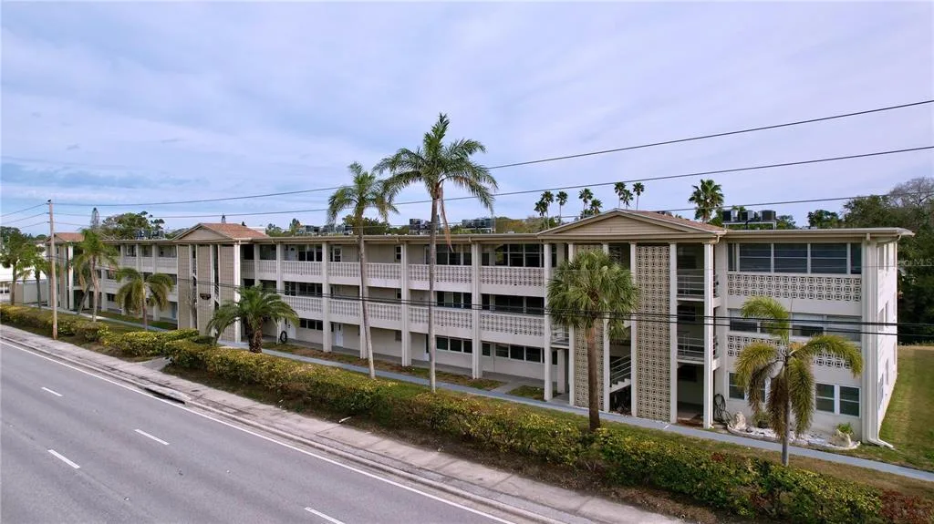 4455 DUHME ROAD # 203, ST PETERSBURG, FL 33708