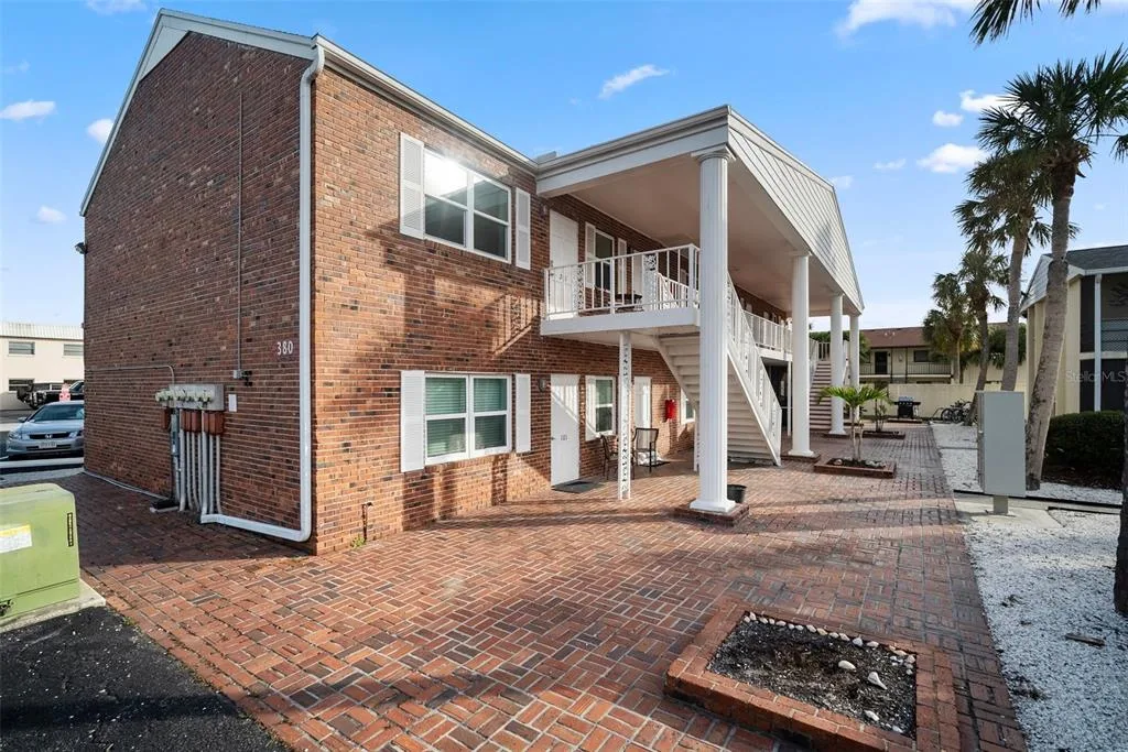 380 BASE AVENUE E # 202, VENICE, FL 34285
