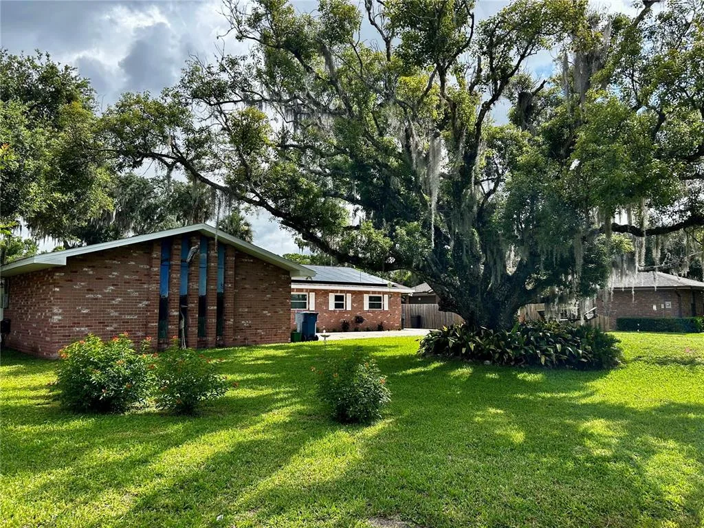 2950 N SHELL ROAD, DELAND, FL 32720