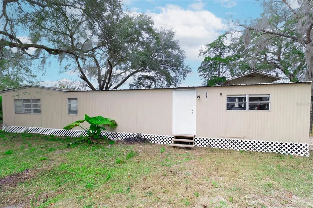 335 N COUNTY ROAD 315, INTERLACHEN, FL 32148