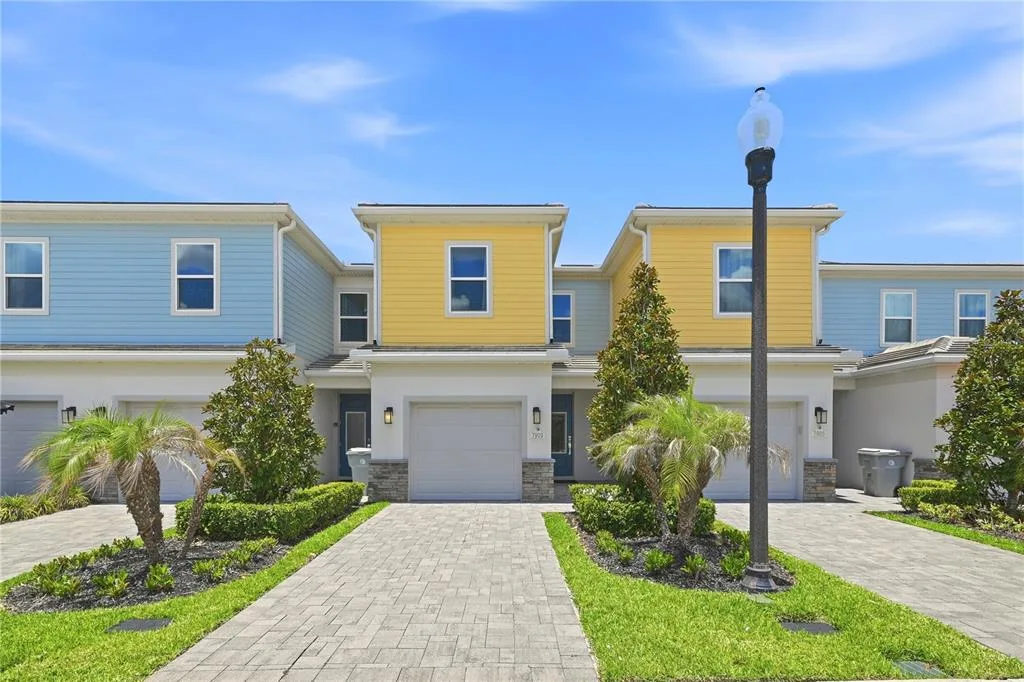 7857 SPECTRUM DRIVE, REUNION, FL 34747