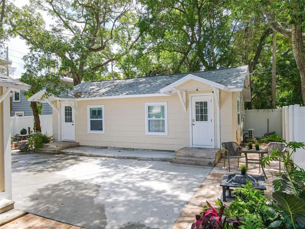 609 N OSCEOLA AVENUE # A & B, CLEARWATER, FL 33755