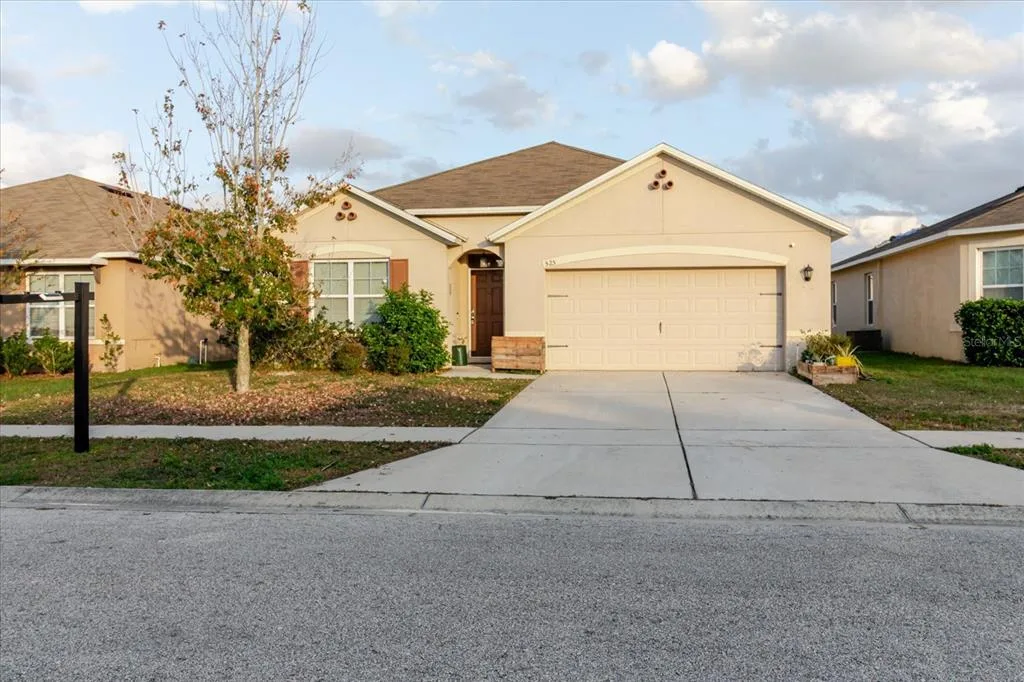 525 SQUIRES GROVE DRIVE, WINTER HAVEN, FL 33880