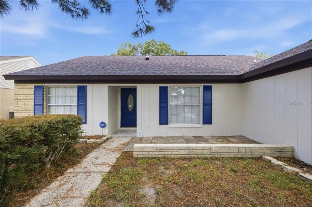 1901 CASTLE BAY COURT, OLDSMAR, FL 34677