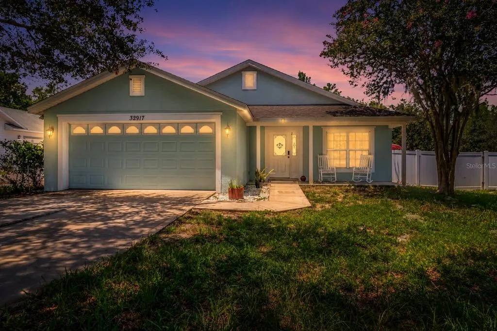 32917 FOREST AVENUE, LEESBURG, FL 34788