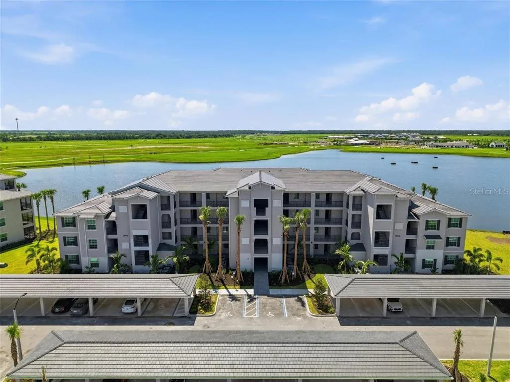 19116 SCALLOP LOOP # 301, BRADENTON, FL 34211
