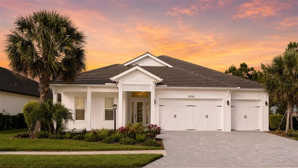 8294 GRANDE SHORES DRIVE, SARASOTA, FL 34240