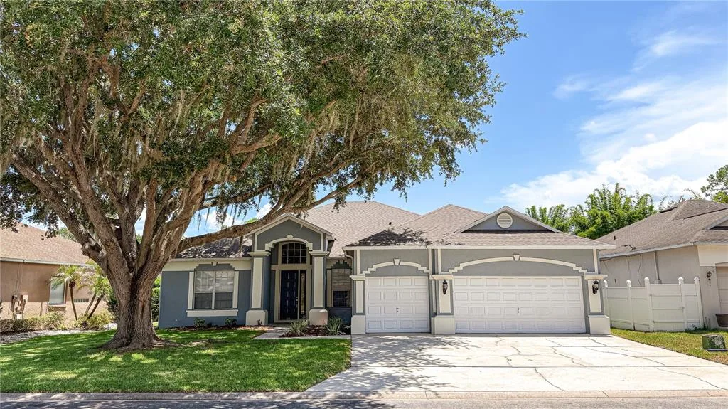 123 GOLF COURSE PARKWAY, DAVENPORT, FL 33837