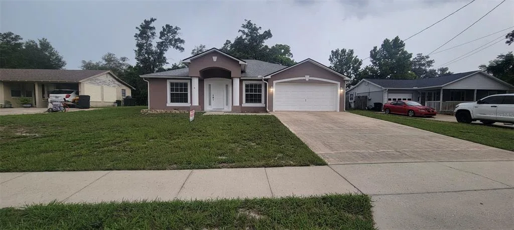 226 AGUA VISTA STREET, DEBARY, FL 32713