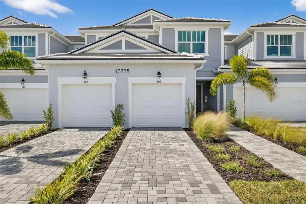 17375 MOONFLOWER DRIVE # 202, VENICE, FL 34293