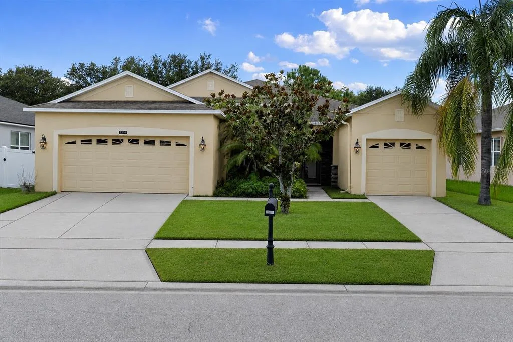 2336 CROSSTON CIRCLE, ORLANDO, FL 32824