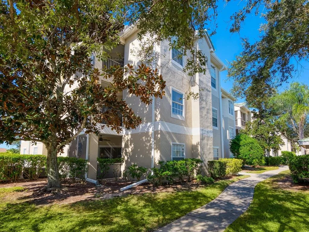 5168 NORTHRIDGE ROAD # 102, SARASOTA, FL 34238