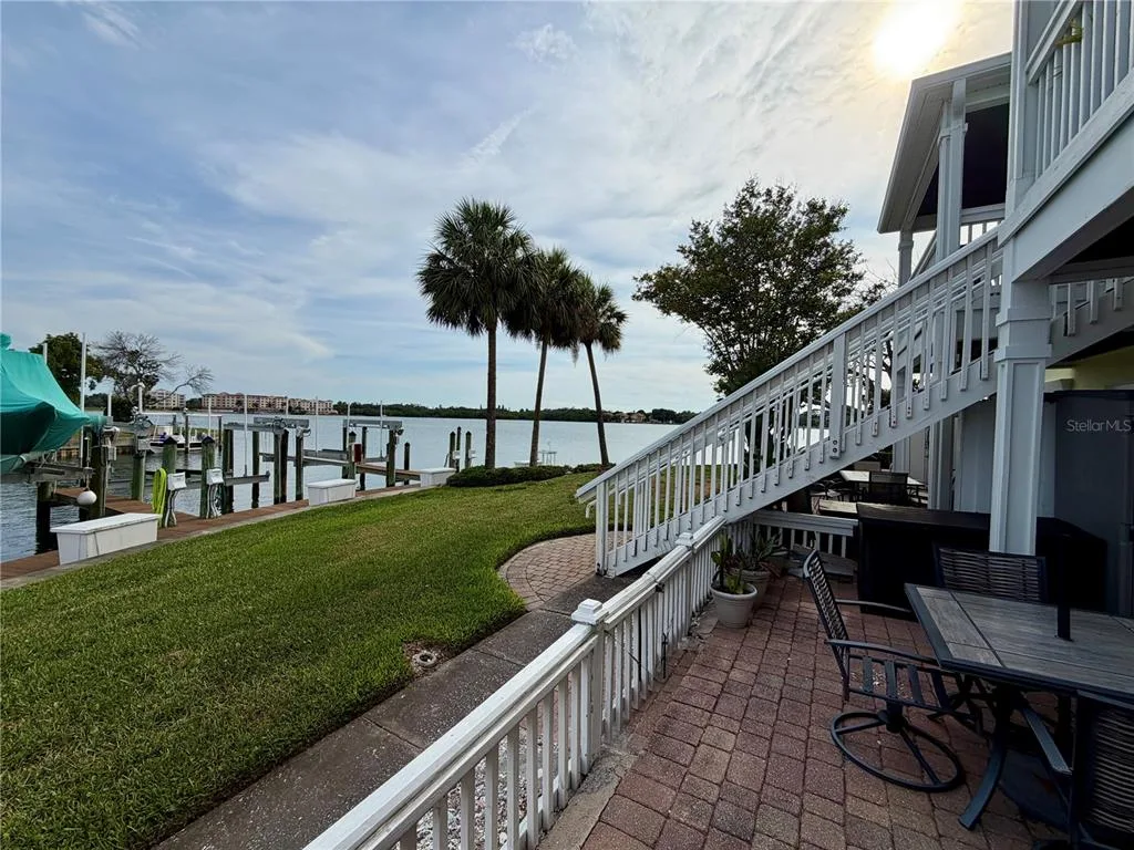 5009 STARFISH DRIVE SE # A, ST PETERSBURG, FL 33705
