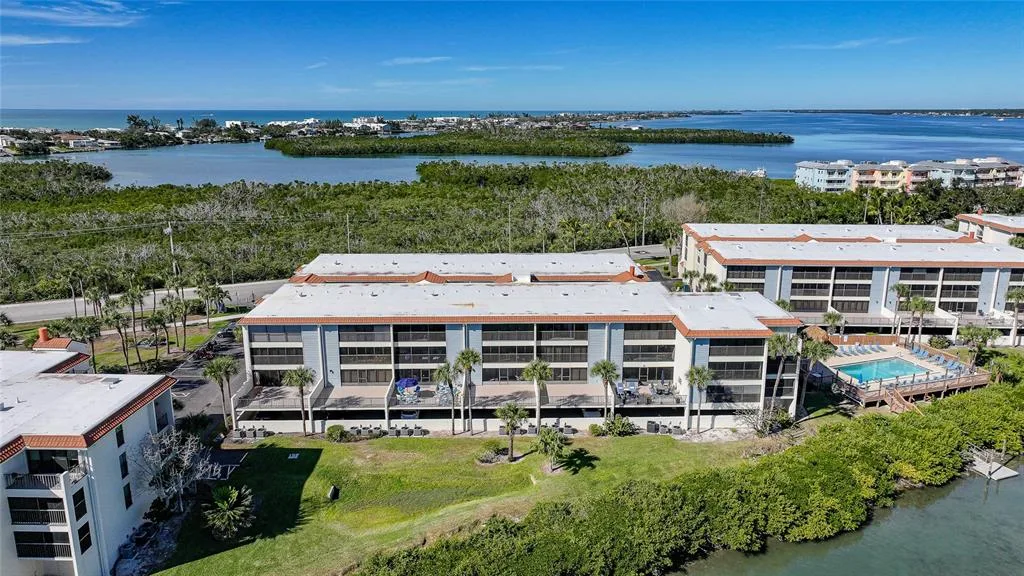 1701 BEACH ROAD # 202, ENGLEWOOD, FL 34223