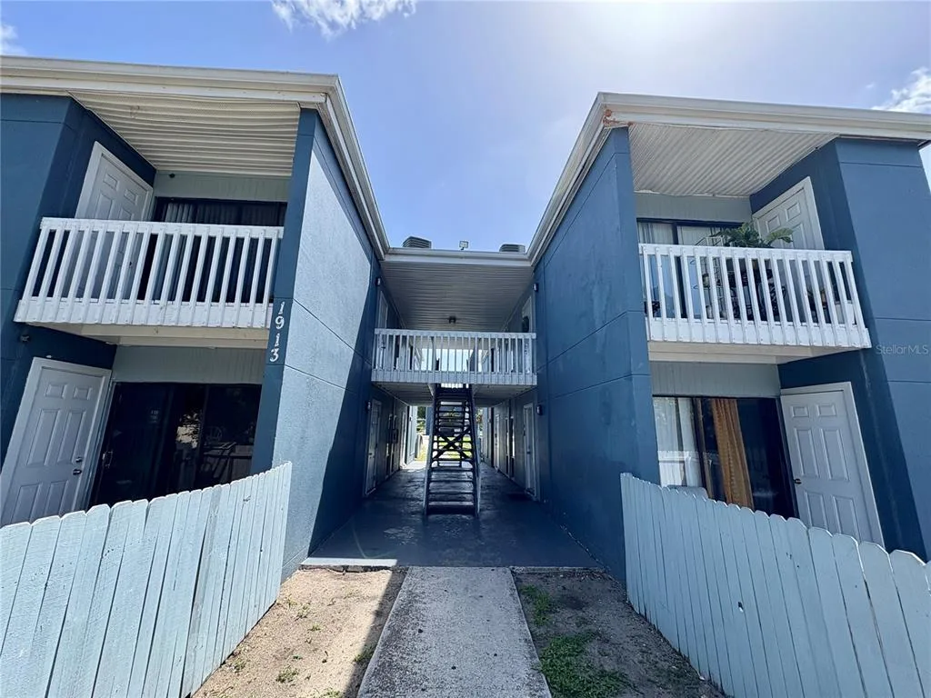 1913 5TH STREET W # G, BRADENTON, FL 34205