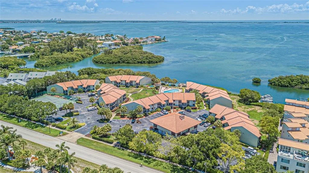 1515 S PINELLAS BAYWAY S S # 29, TIERRA VERDE, FL 33715