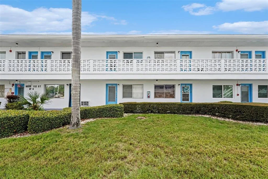 8555 112TH STREET N # 204, SEMINOLE, FL 33772