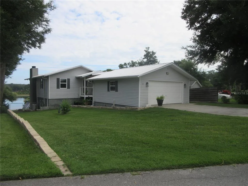 16849 SE 59TH PLACE, OCKLAWAHA, FL 32179